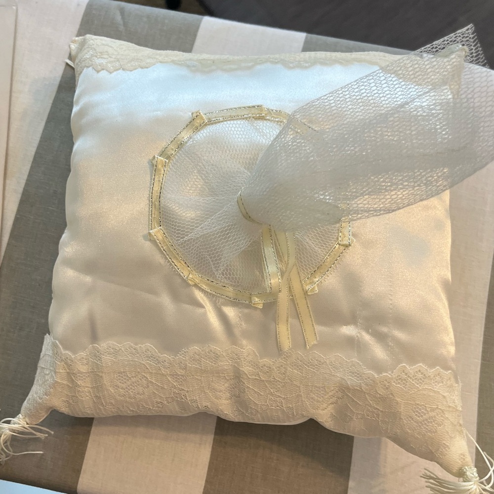 ring bearer pillow, cord and veil for ceremony